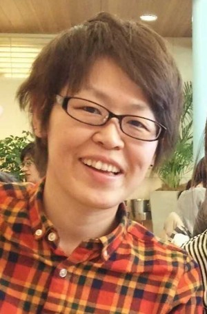 大浦真以子